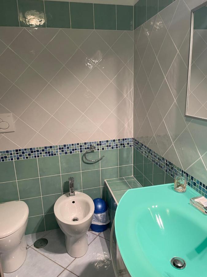 B&B La Terrazza Sul Porto Πόντσα Εξωτερικό φωτογραφία